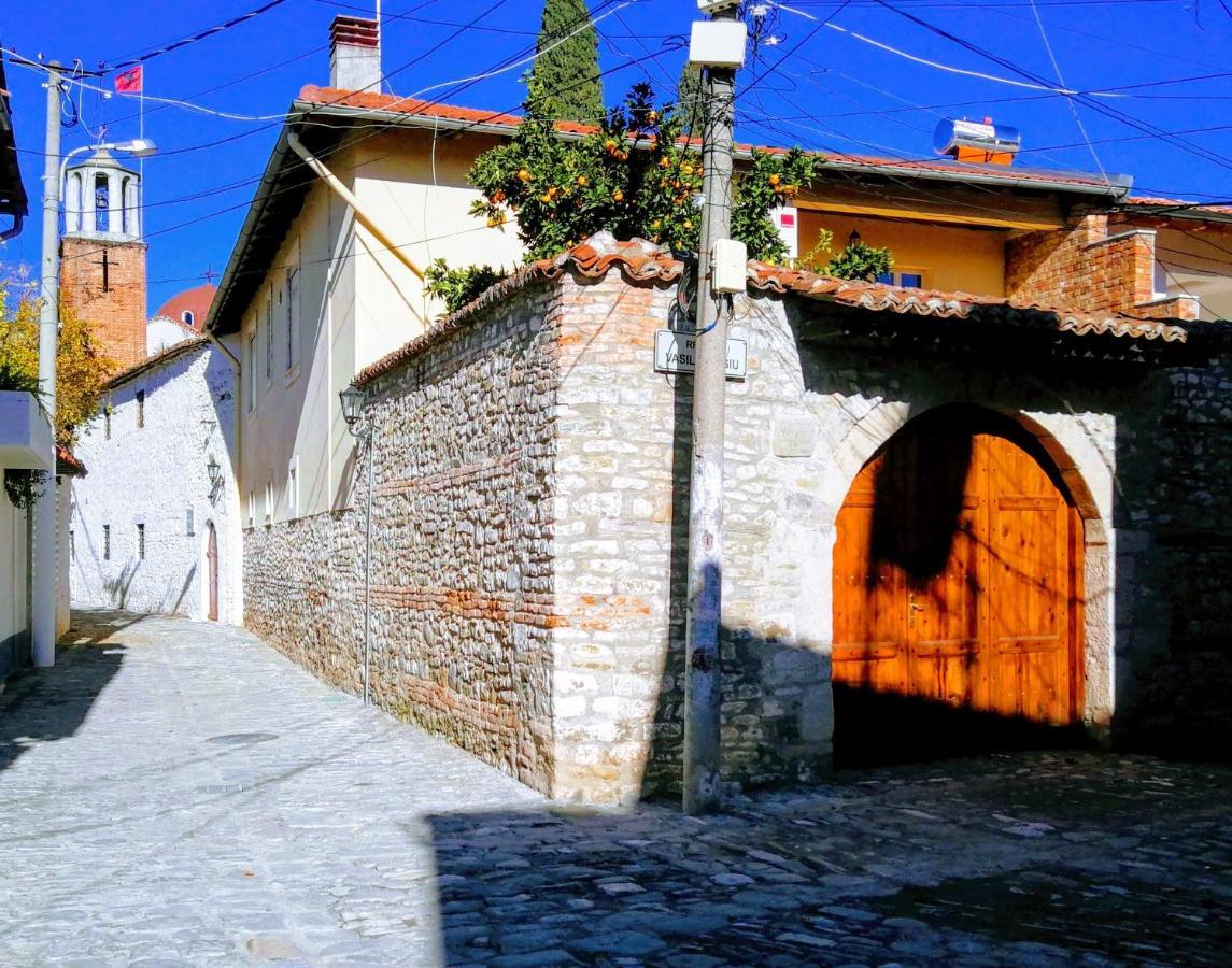 Castlehouse Otel Elbasan Dış mekan fotoğraf