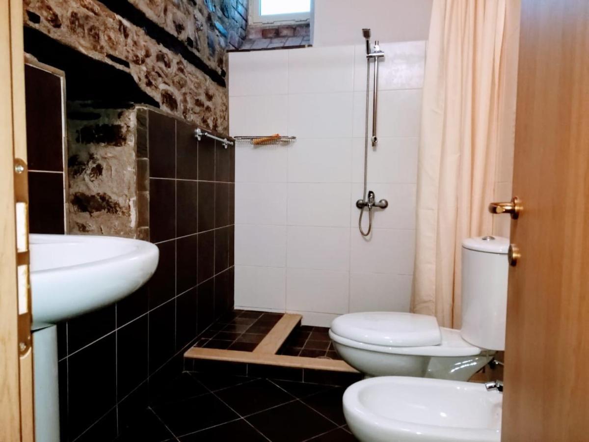 Castlehouse Otel Elbasan Dış mekan fotoğraf