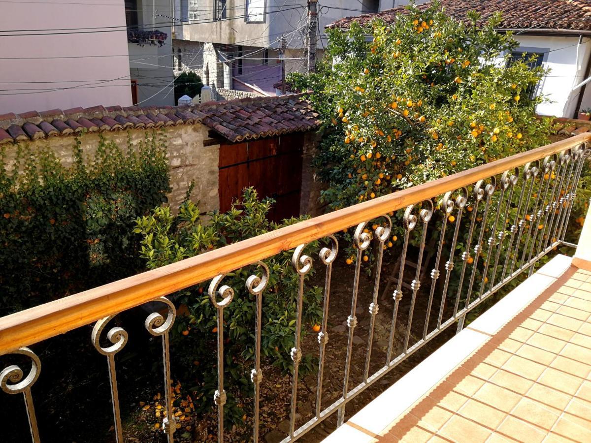 Castlehouse Otel Elbasan Dış mekan fotoğraf
