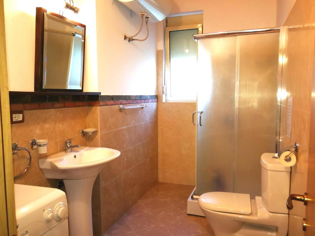 Castlehouse Otel Elbasan Dış mekan fotoğraf